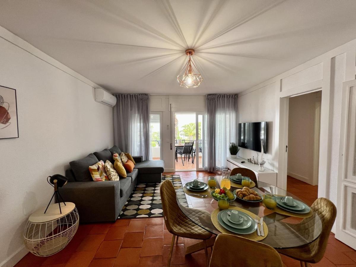 Apartment Brightness 2 With Pool By Homing